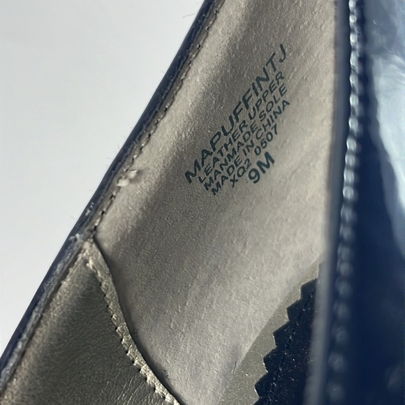 Anne Klein Navy Patent Leather Heel Size 9 - Picture 6 of 9